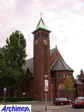 Groningen (Gr): St. Franciscus van Assisië (H.C. van de Leur, 1932-1934) 